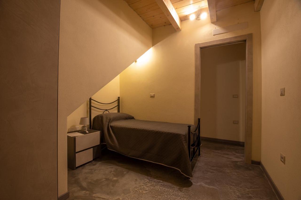 Via Cavour 19, Appartamento Del Conte Iglesias Zewnętrze zdjęcie